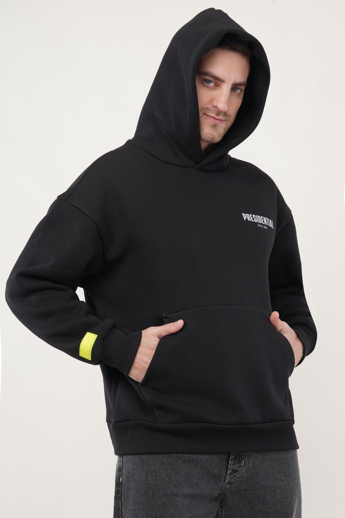 OVERSIZED BLACK HOODIE MEN