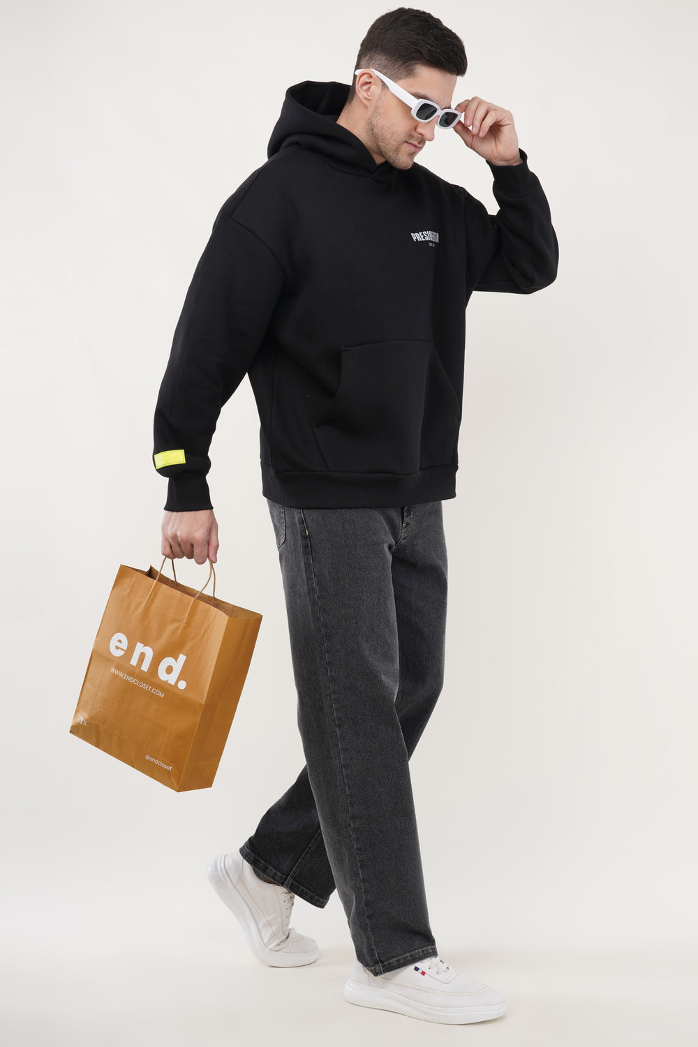 OVERSIZED BLACK HOODIE MEN