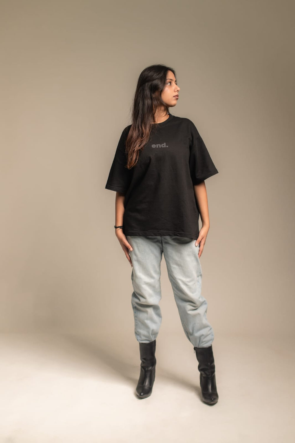 Women’s Boxy Fit Oversized T-Shirt – Black