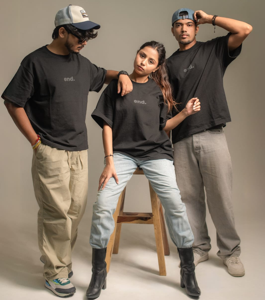 Women’s Boxy Fit Oversized T-Shirt – Black